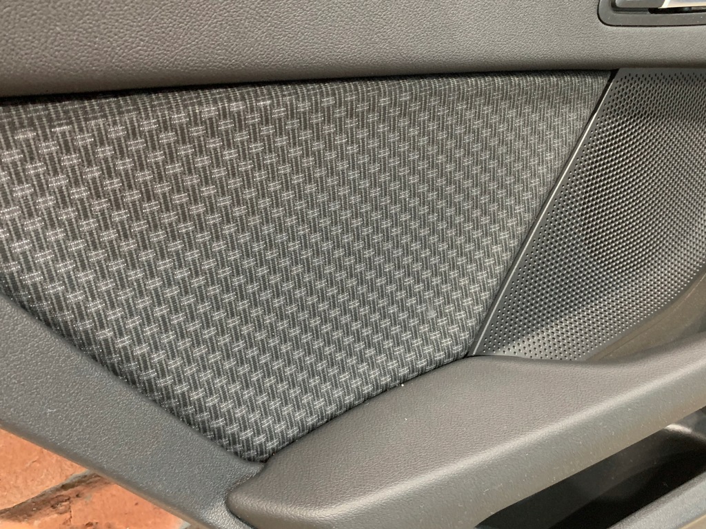 фото №5, Bmw f40 обшивка оббивка двері комплектна