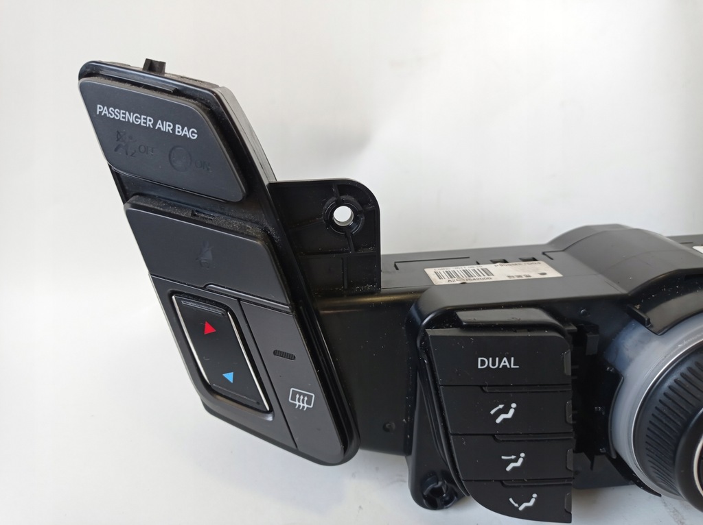 фото №6, Панель кондиционера hyundai i40 97250-3z900