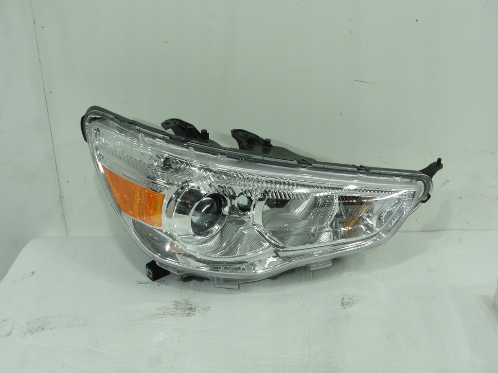 фото №1, Лампа перед права mitsubishi asx 10-19 лінза