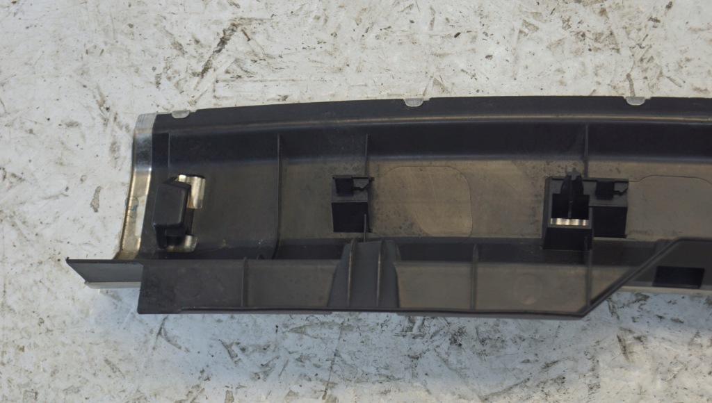 Накладка поріг багажника audi a4 b8 універсал 8k9864483c Доставка