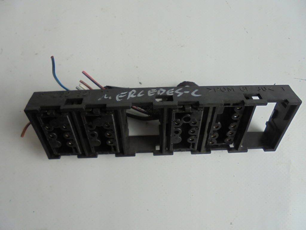 фото №1, Панель перемикачів кнопок керування w202