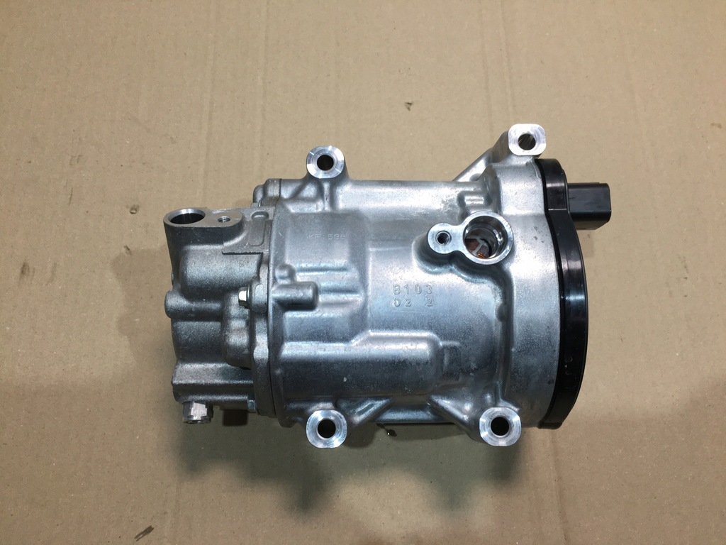 фото №1, Компрессор кондиционера yaris cross 21-