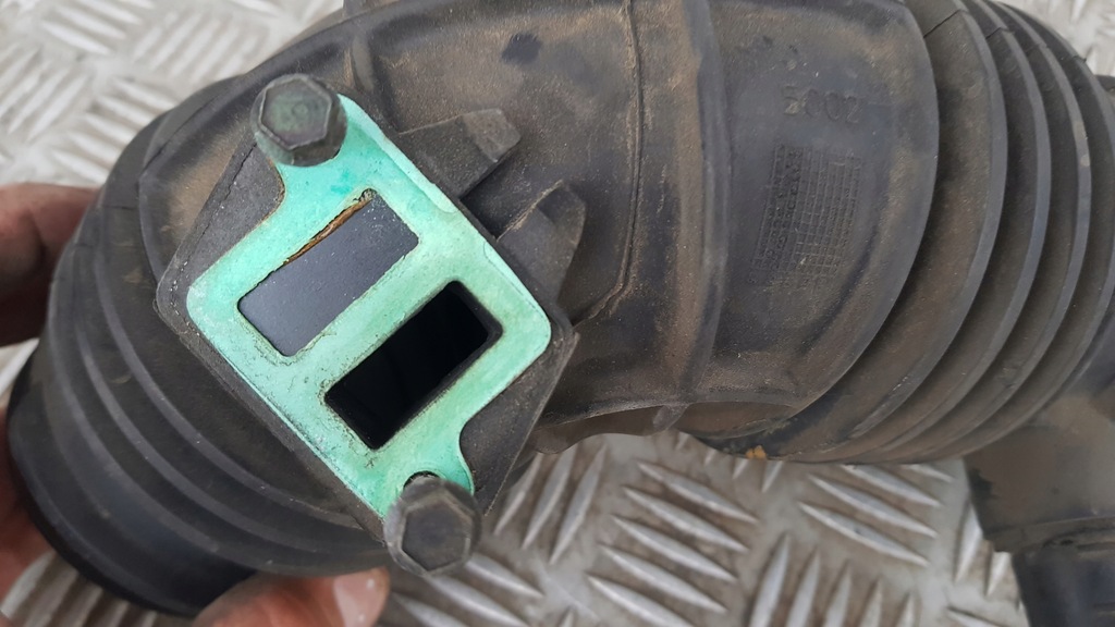 фото №8, Volvo v70 2.4 t шланг воздуха труба 9155453