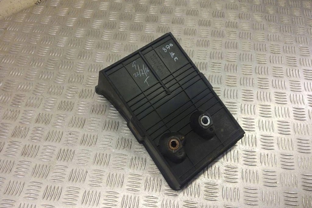 фото №7, Кронштейн аккумулятор nissan navara d22_ 648604ja0a 2.3l дизель 2016