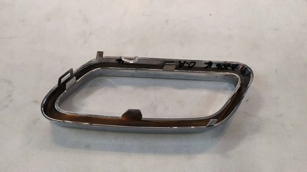 фото №12, Рамка правый хром выхлоп mercedes w206