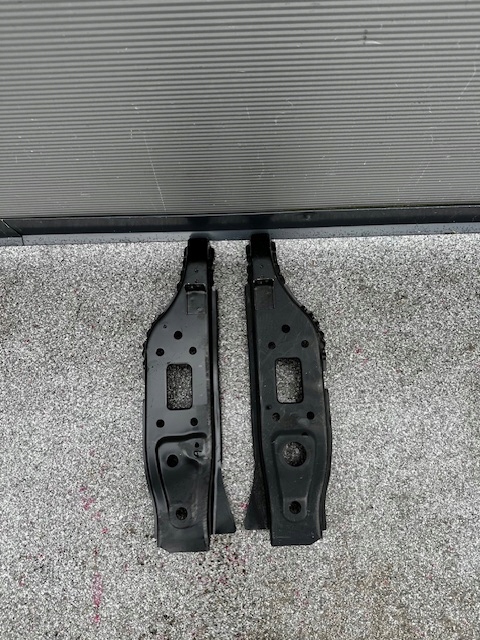 фото №1, Pion лівий правий pas передній mitsubishi space star