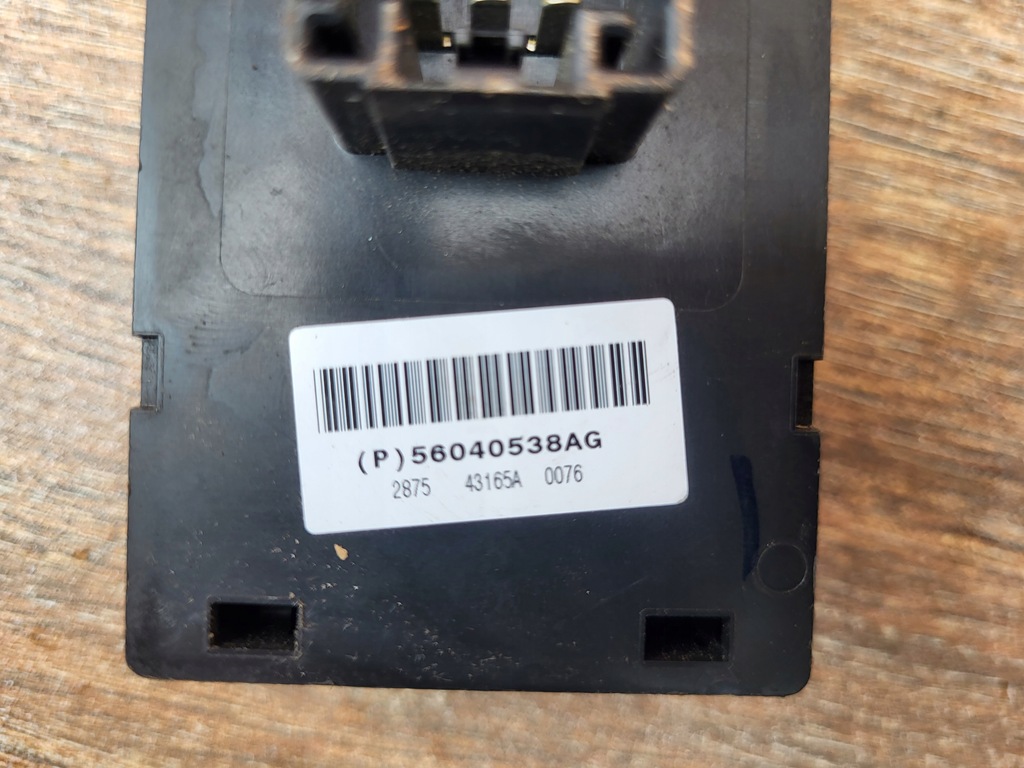 фото №11, Jeep grand cherokee wk 5-10 панель вікон перемикач 56040538ag