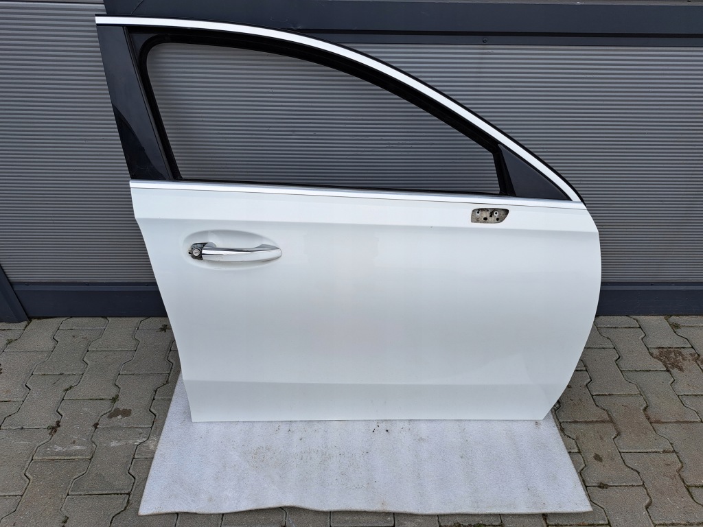 Купити Двері правий перед праве mercedes w177 a klasa 149 sedan