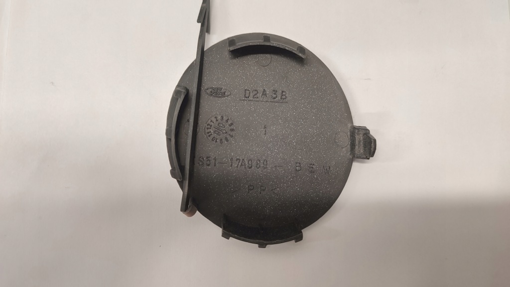 фото №2, Ford оригинальный номер xs51-17a989-ddxwaa заглушка фаркоп