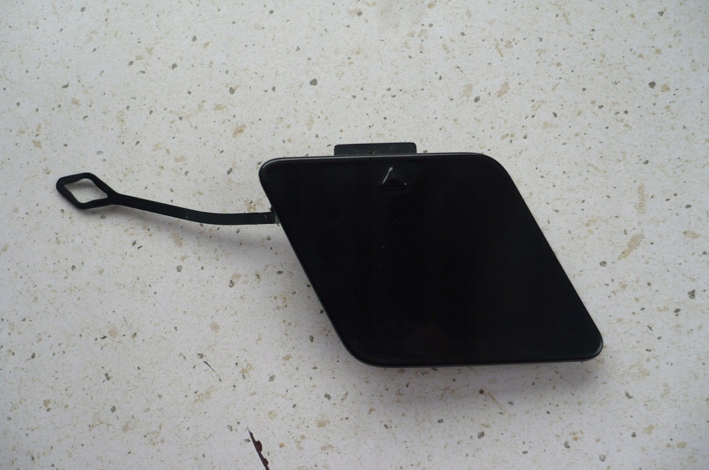 фото №1, Bmw 7 f01 lift 11- заглушка фаркоп бампер перед