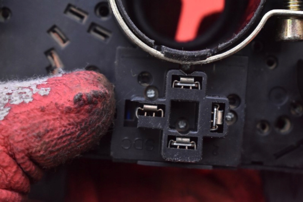 фото №8, Перемикач комбінований перемикач підрульовий b883 microcar effedi maranello 06r