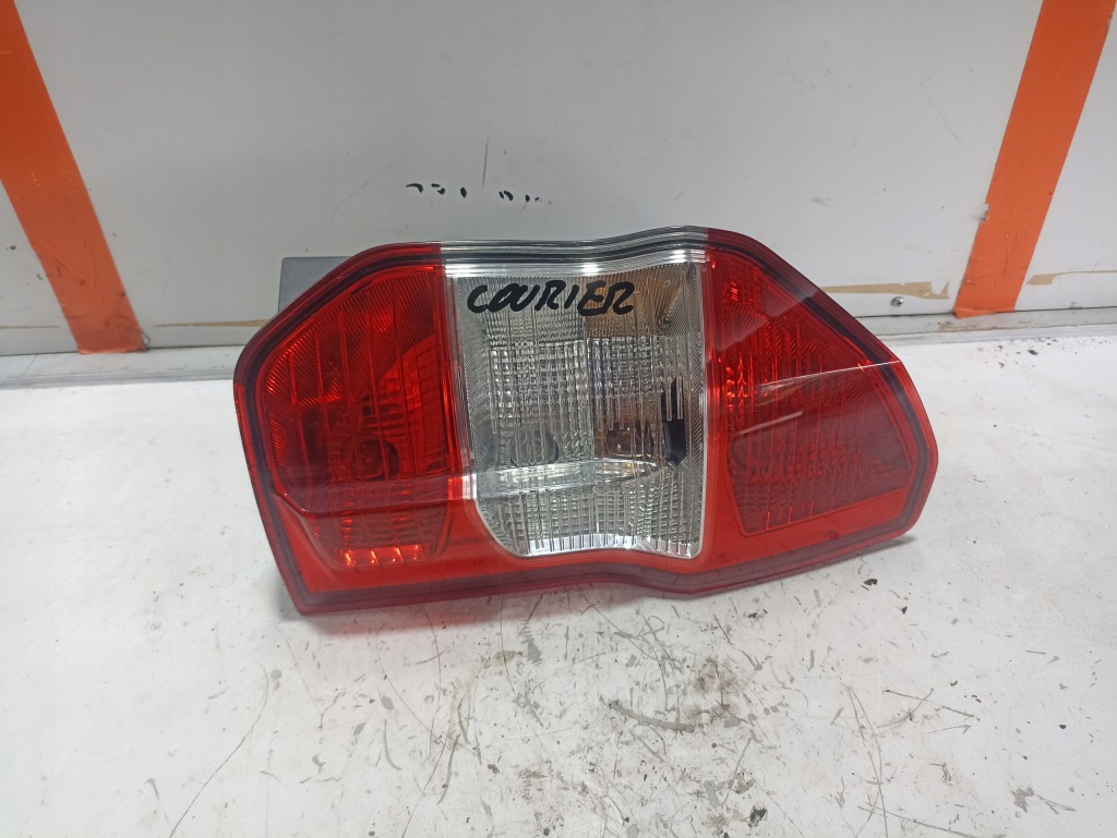 фото №1, Ford transit courier лампа права задня правий задня et76-13404-af