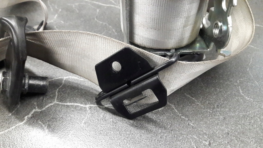 868844979r ремень правый  перед renault megane 3 Цена