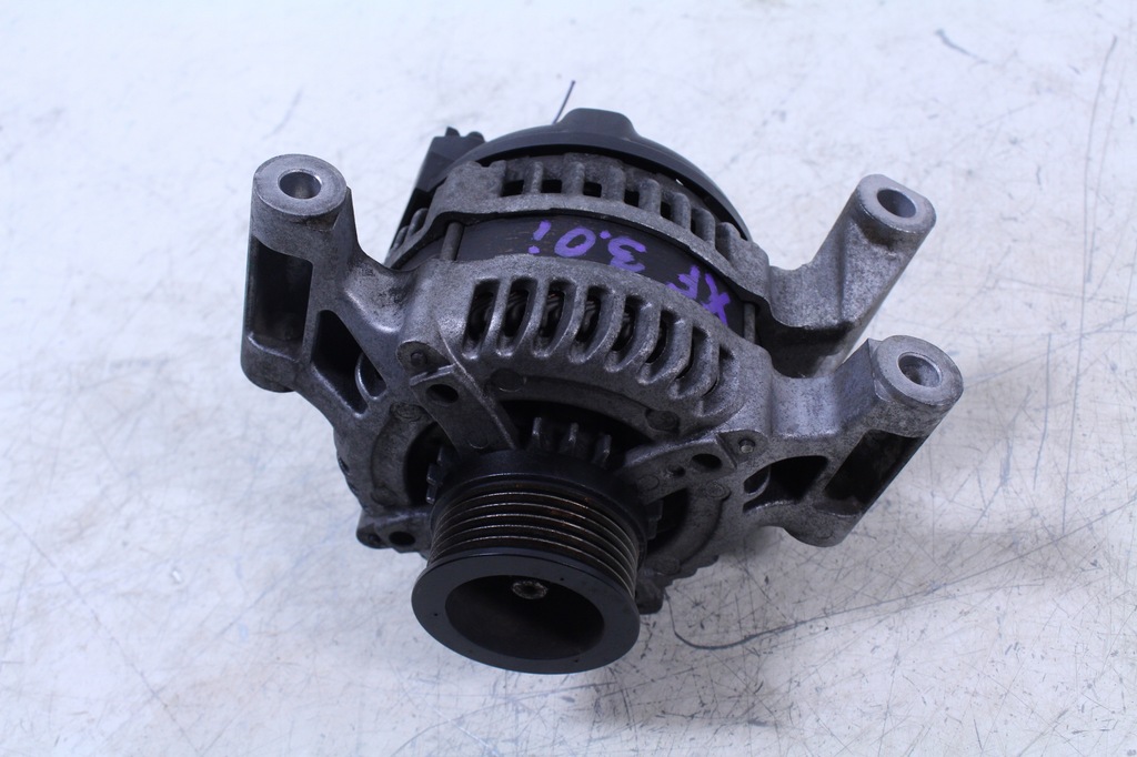 фото №1, Генератор jaguar xf 08r. 3.0i