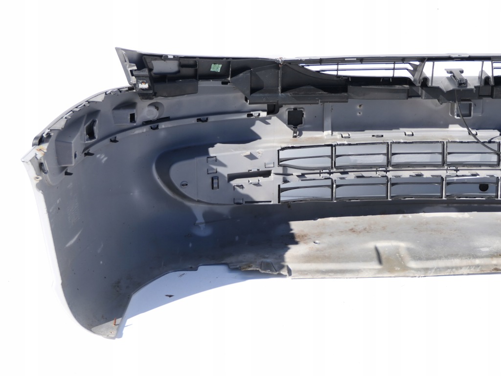 Бампер перед передний citoren c8 код лакокрасочного покрытия ezrc в Украине