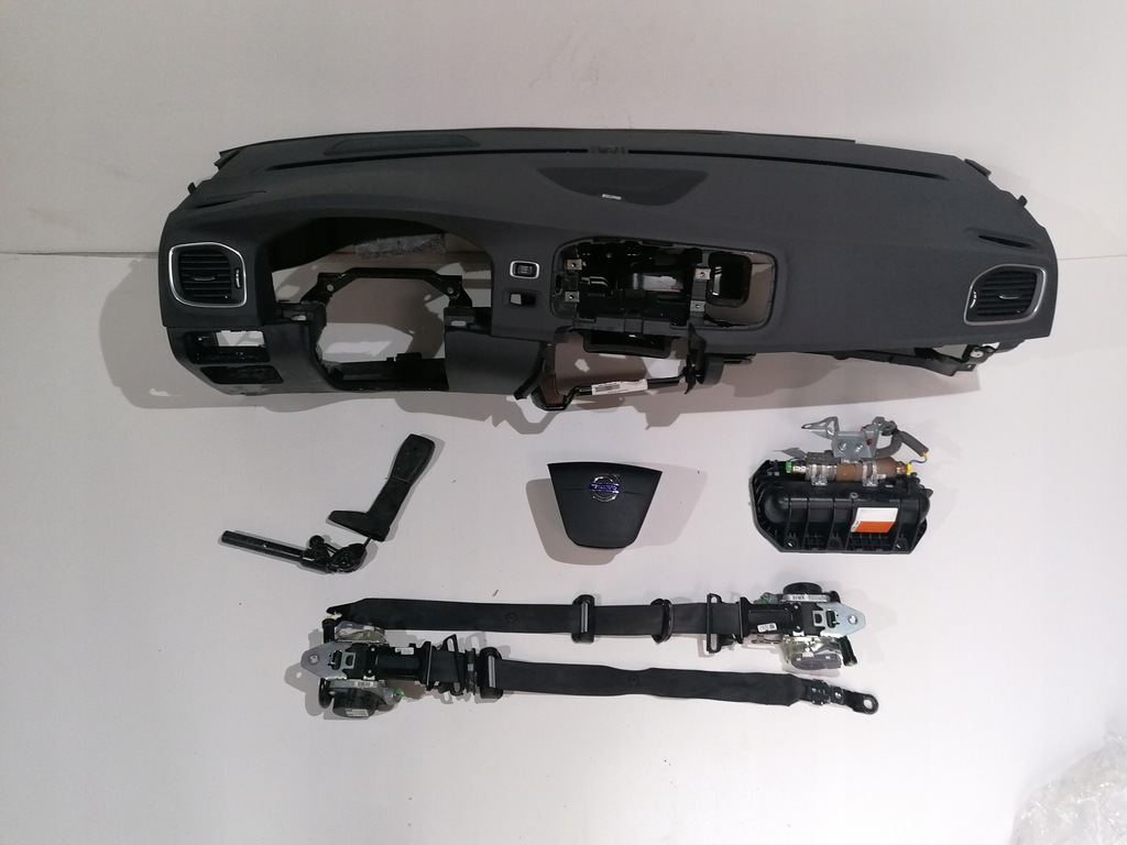 фото №1, Volvo v60 s60 приборная панель консоль подушка безопасности подушки безопасности ремни