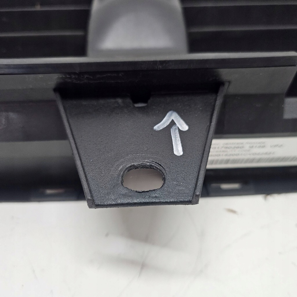 фото №12, Повітропровід повітря жалюзі шторка maserati granturismo m189 670149348