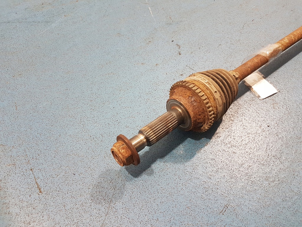 фото №2, Mazda tribute i 2.3b привідний вал права задня