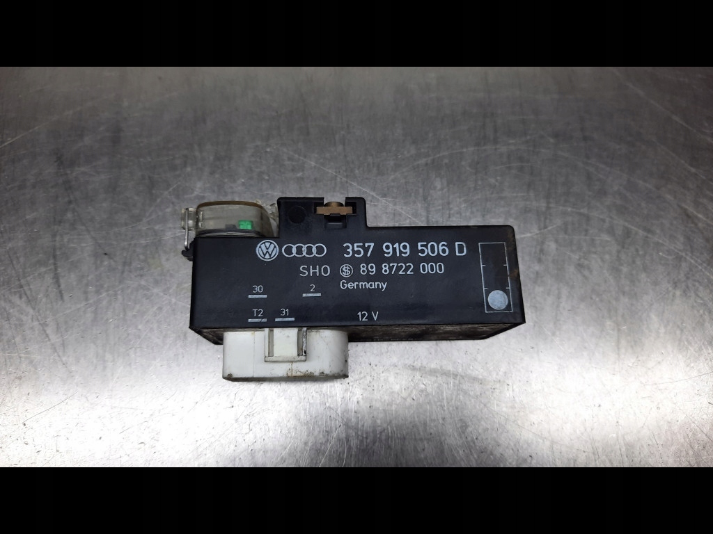 фото №1, Блок управления вентиляторов 357919506d vw passat b4