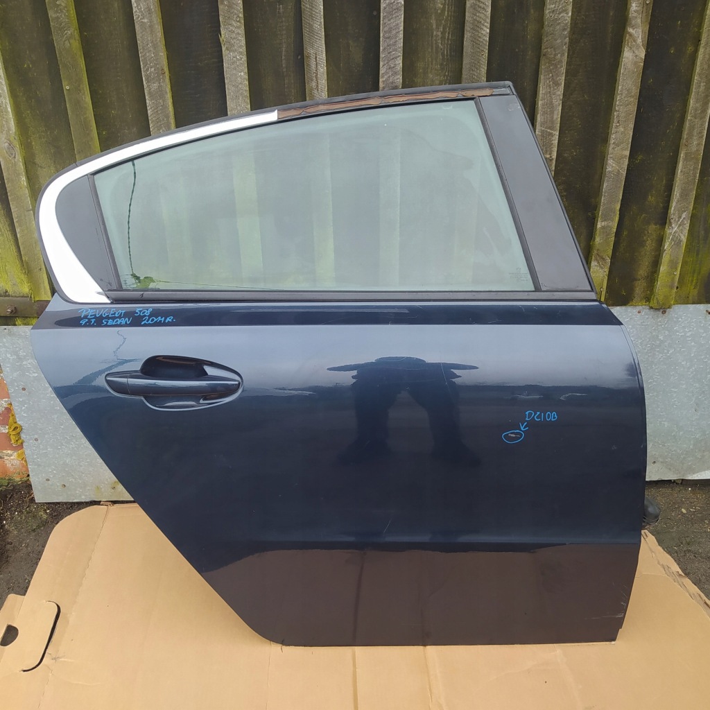 фото №1, Дверь правый задняя задние peugeot 508 i 2011r sedan