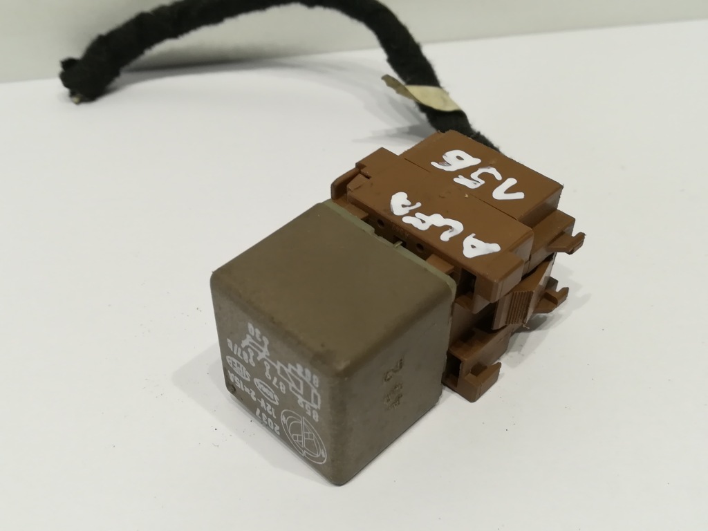 Купити Реле 2037 alfa romeo 156