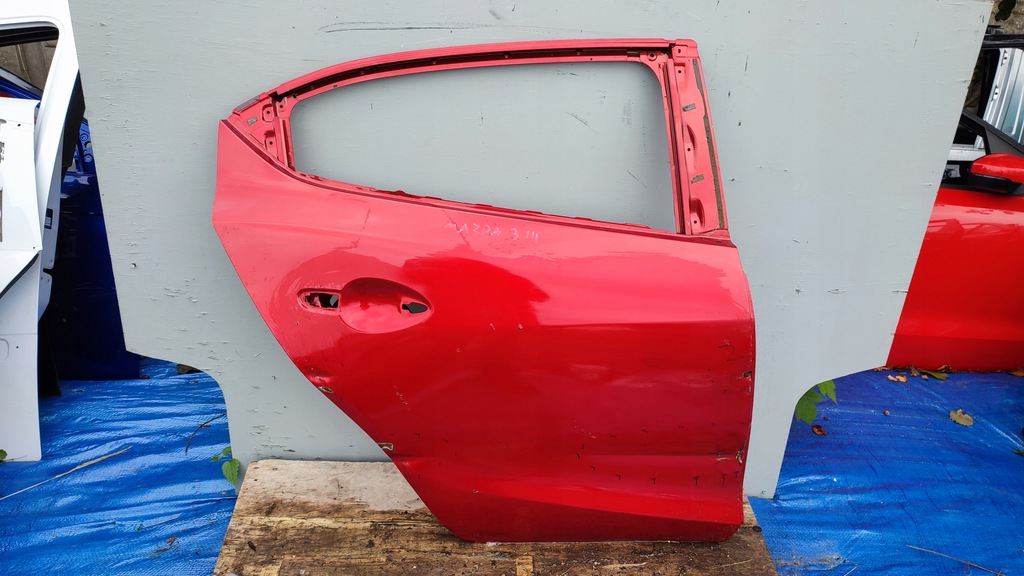 фото №1, Двері правий задня mazda 3 iii bm hb