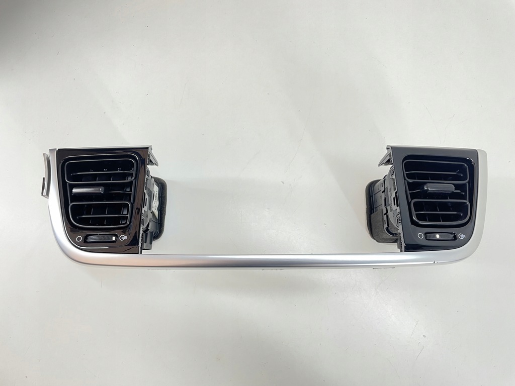 фото №10, Решётка обдув консоли kia rio iv 2017- h8974-20000