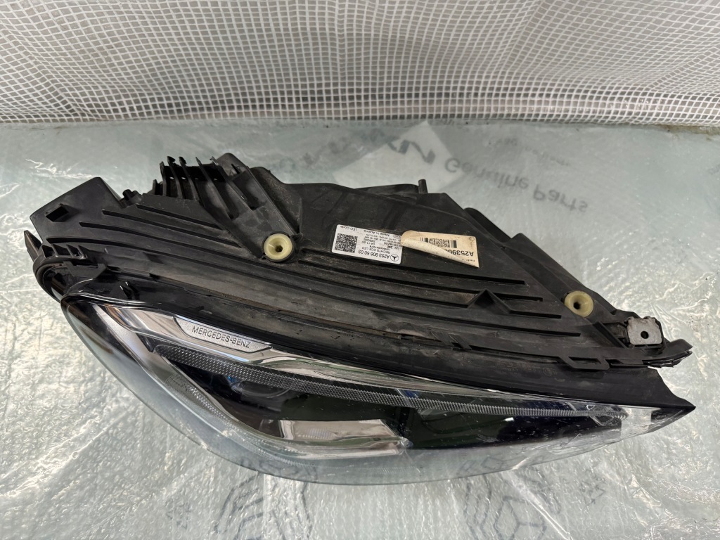 Mercedes glc w253 рестайлинг  правая фара full led Цена