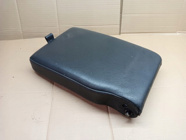 фото №6, Suzuki sx4 s cross подлокотник задняя сиденье