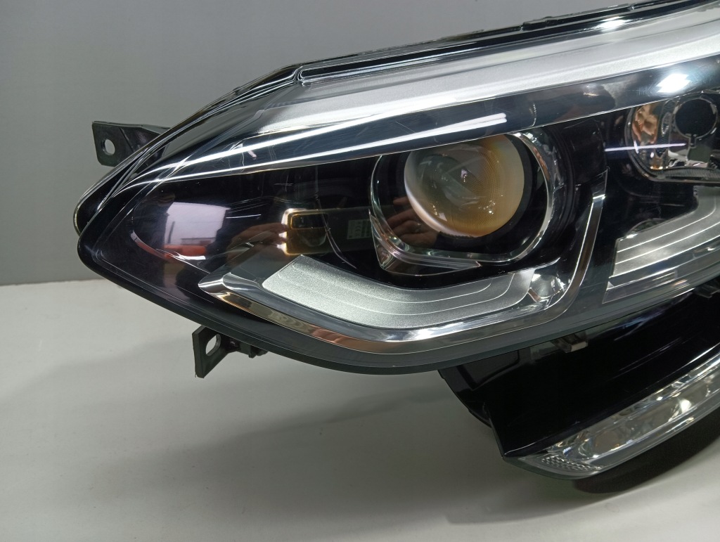 фото №4, Лампа led лівий перед передня renault megane iv 260603157r