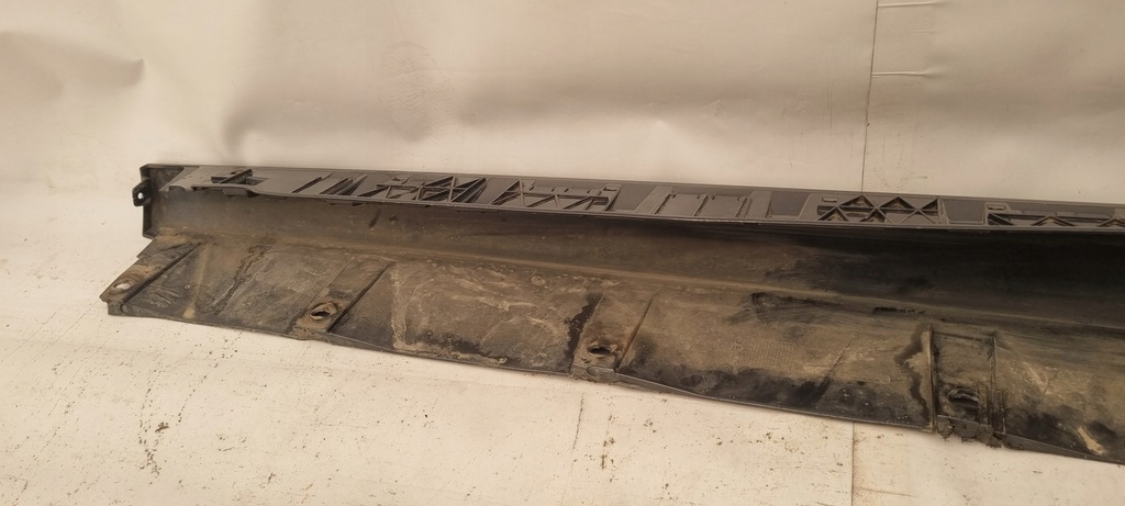 фото №8, Audi r8 молдинг поріг права