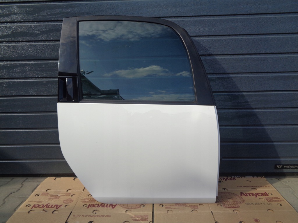 фото №1, Skoda roomster 14r дверь задние правое lf9e