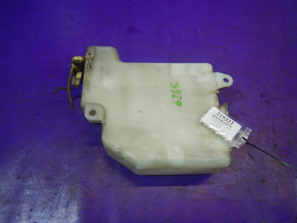 фото №1, Lublin бачок омывателя помпа