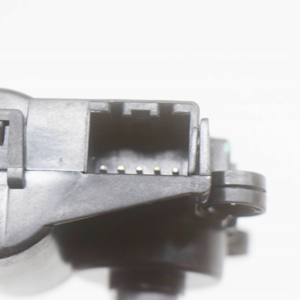 Tesla model s 2018 моторчик отопителя в Украине