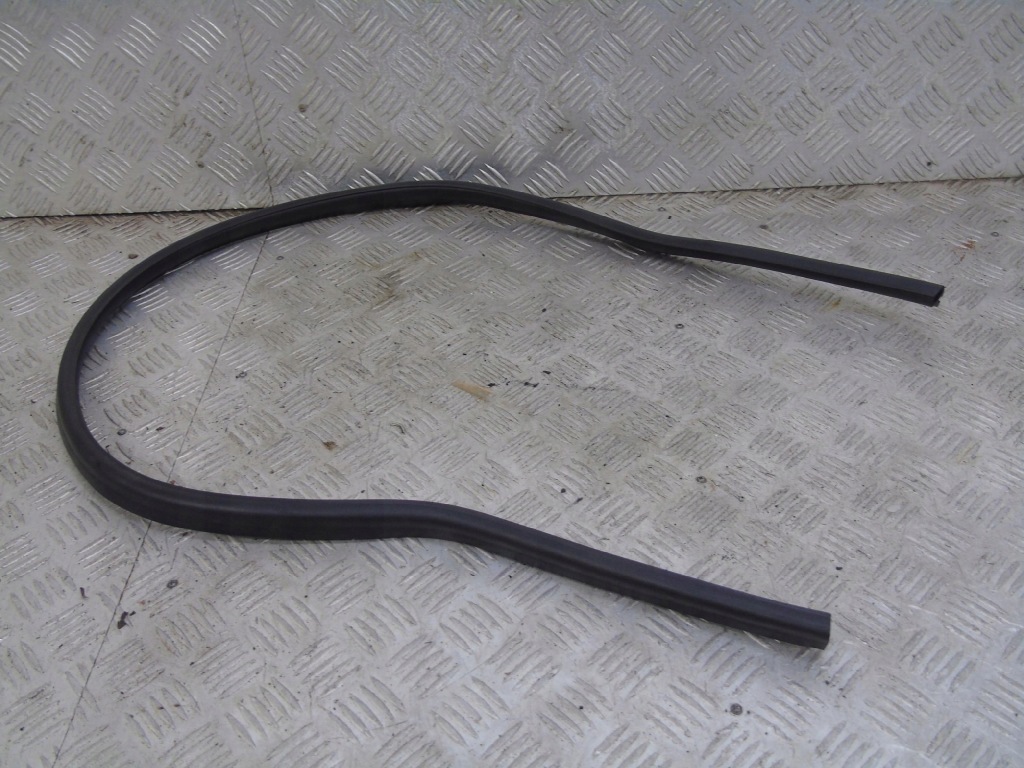 Купить Bmw f15 прокладка капот задний  задняя 7294489