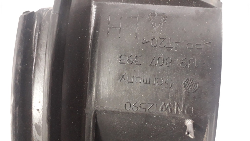 фото №16, Направляющая бампера правый задняя golf iv kombi 1j9807394