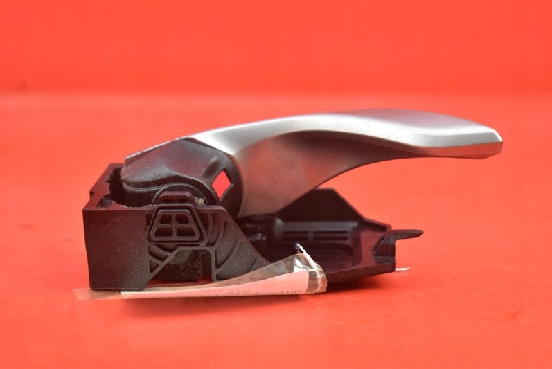 фото №6, Ручка внутренняя правая перед kd53-t8314rh mazda 3 3 iii bm 13-16