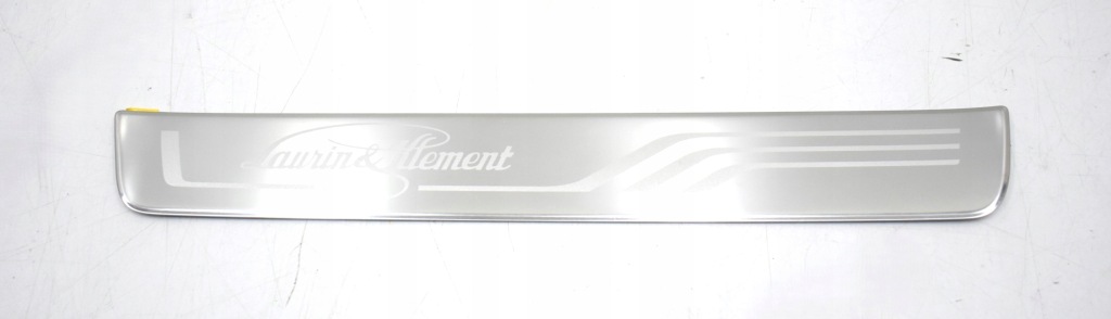 фото №1, Skoda superb iii 3v накладка порог молдинг правая