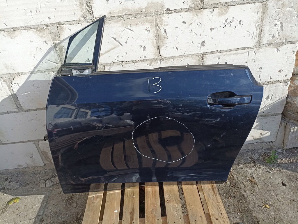 фото №1, Bmw i3 l01 дверь левая передние левый перед