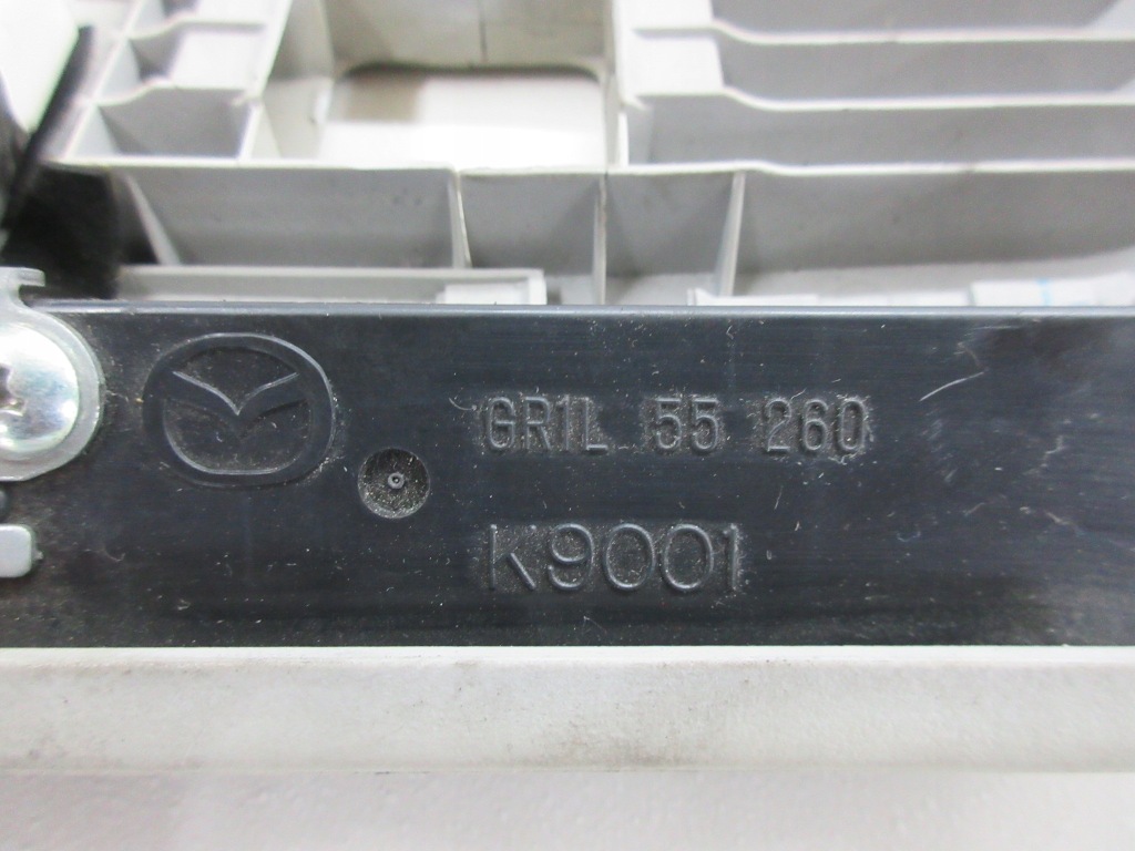 фото №4, Mazda 6 i gg gy 02-07 корпус дисплей ремней