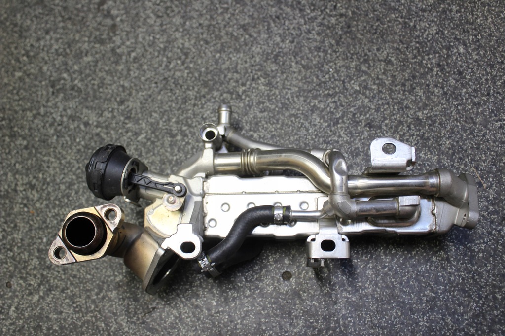 фото №1, Bmw f10 f20 f30 2.0d радиатор выхлопных газов egr 8518202
