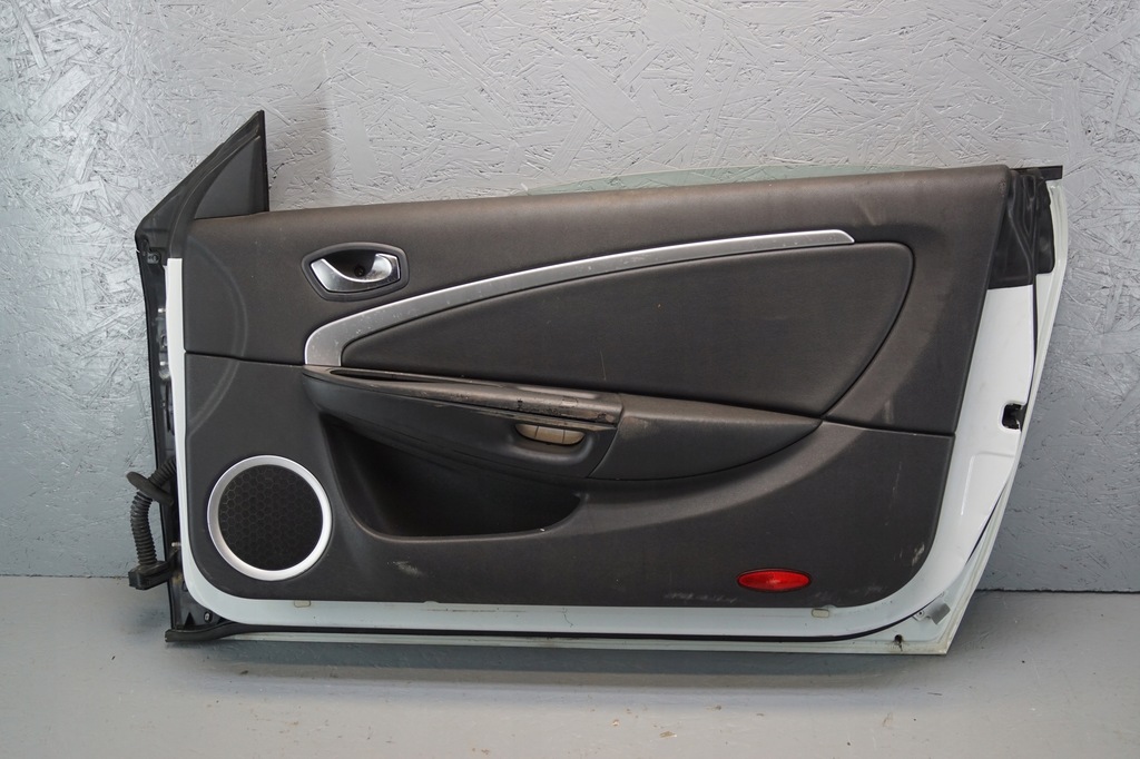 фото №16, Дверь правый перед renault megane iii cc cabrio teqnc