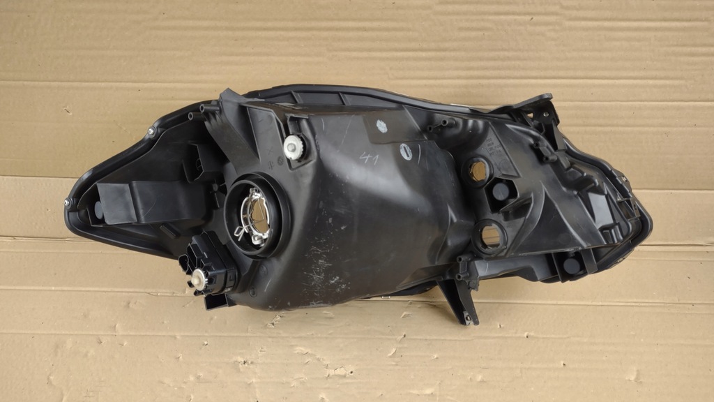 фото №9, Лампа левая suzuki sx4 s-cross 13-16 обычная