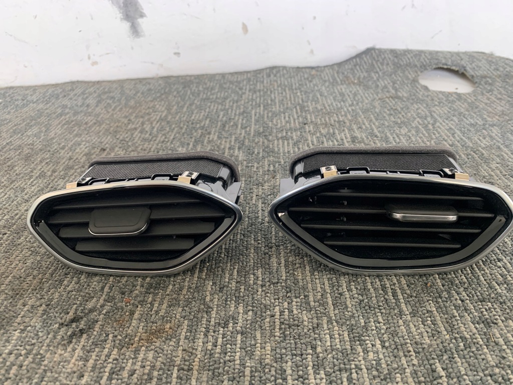 фото №1, Opel crossland x 19r решётки обдув левая правая комплект оригинал