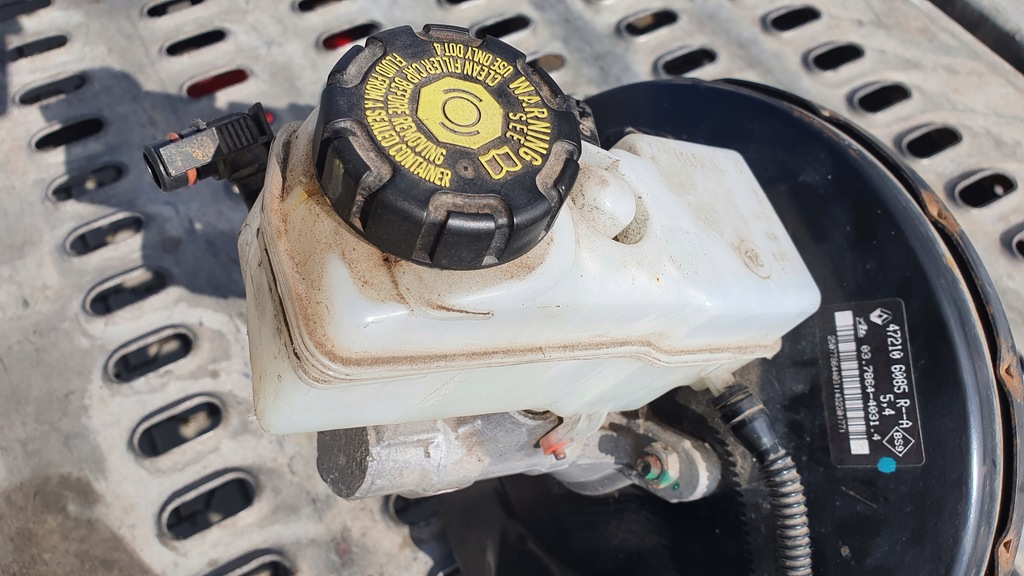 фото №5, Насос гальмівна підсилювач гальм 472106085r dacia lodgy 12-