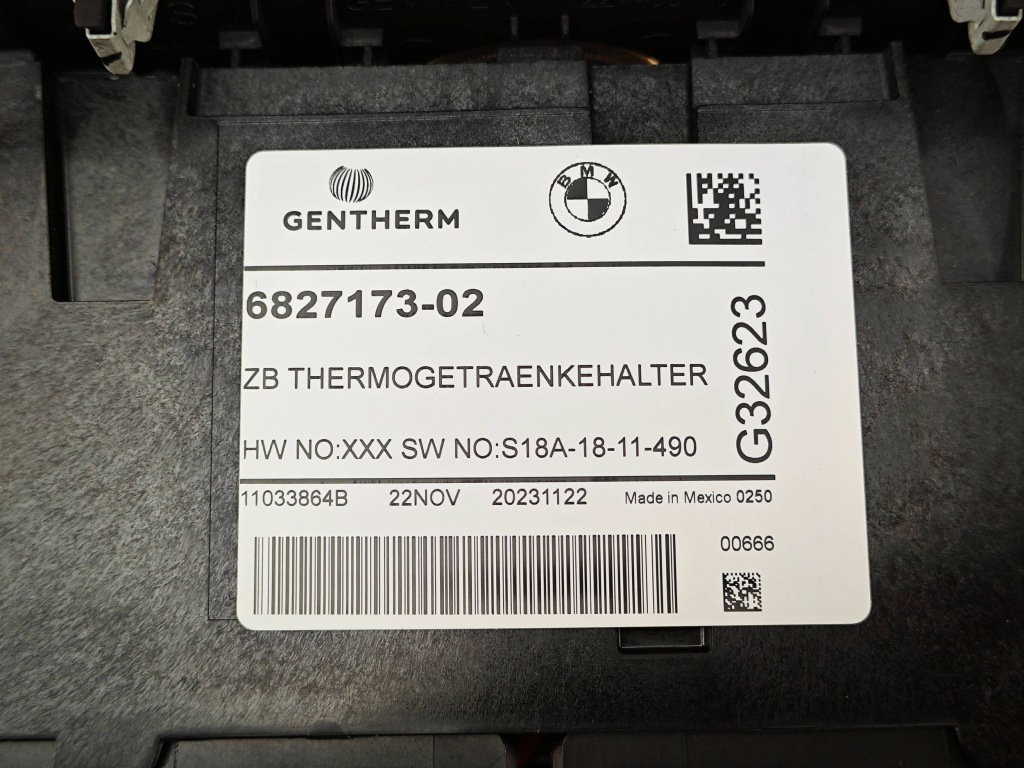 Оригінальний cup тримач кронштейн na чашки термічний bmw g06 lci 6827173 12km Київ