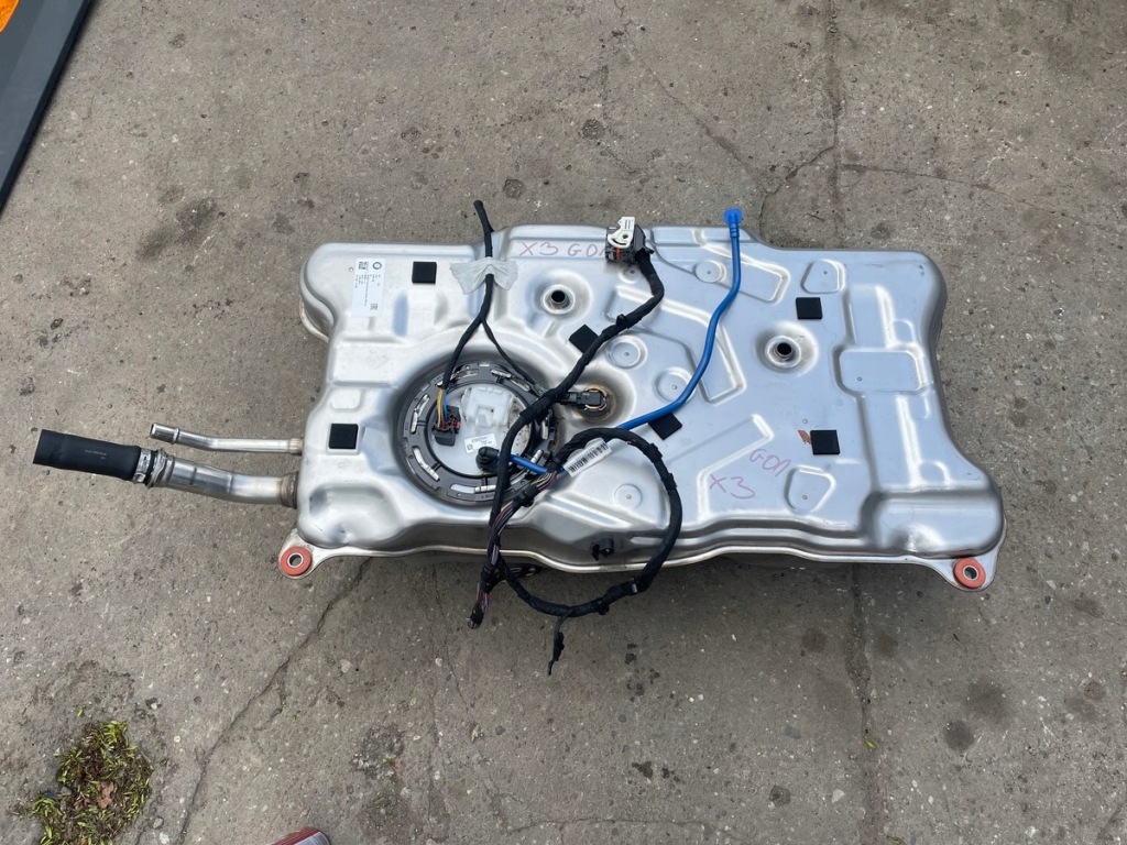 фото №1, Bmw x3 g01 30e бак топлива + помпа 9884446