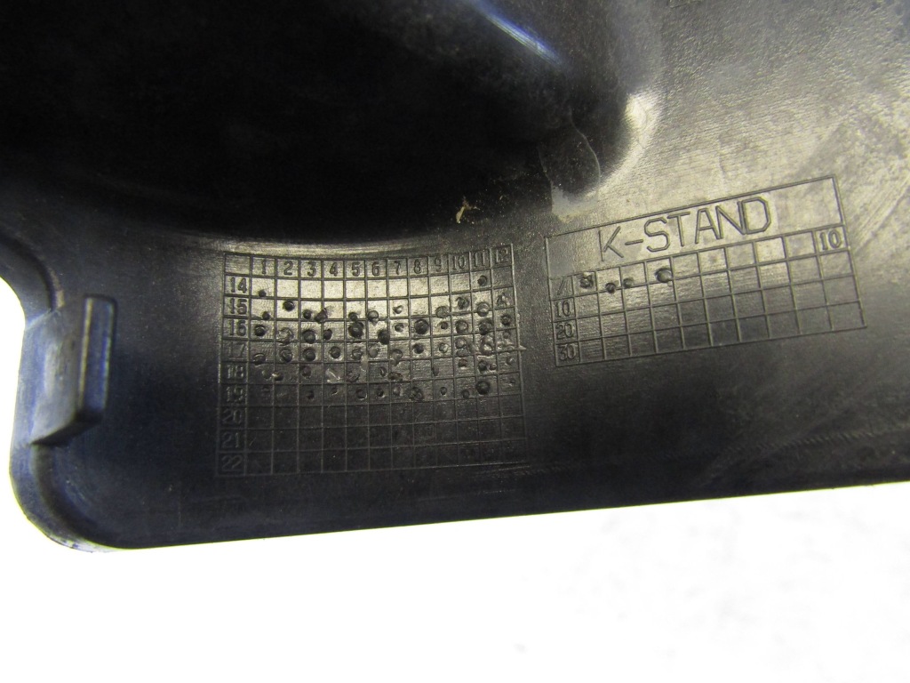 Vw touran ii направляющая бампера левый задняя 5ta807453 Киев