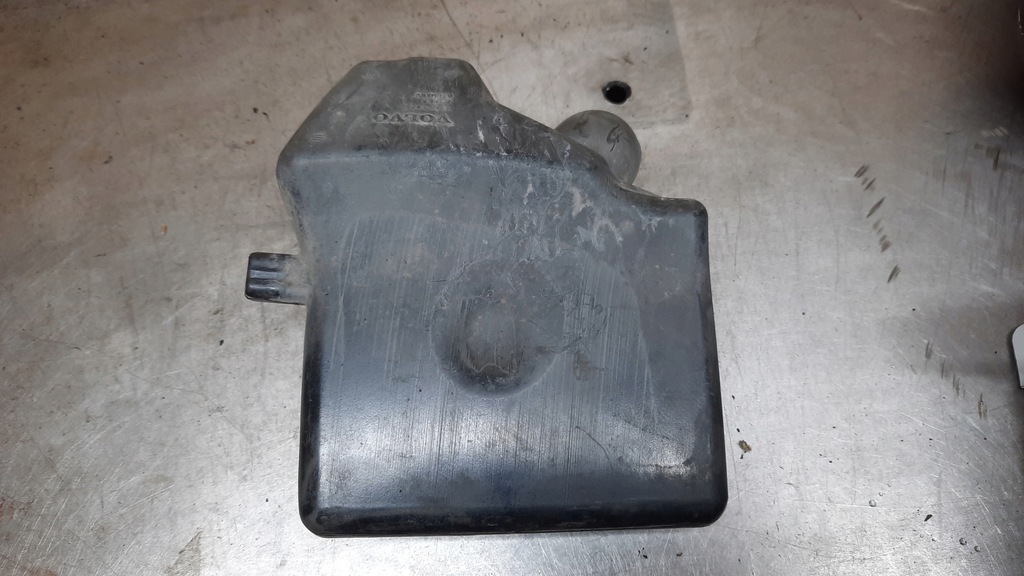 фото №1, Резонатор volvo c70 s40 v50 2.4 b 30677426