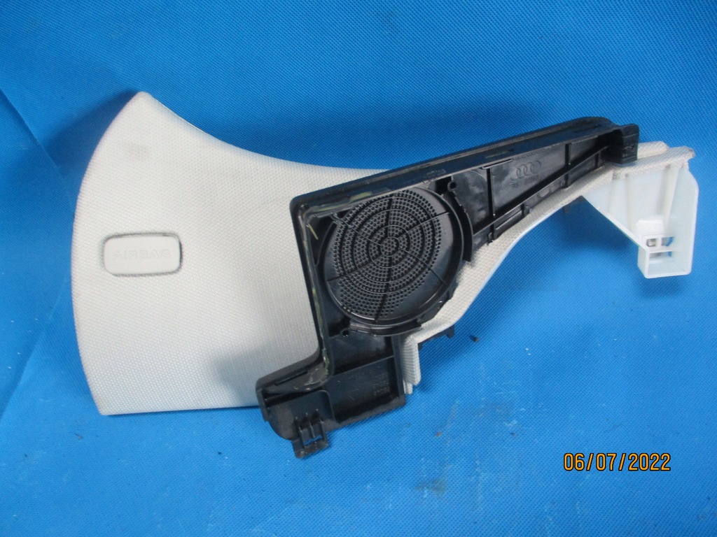 фото №1, Защита стойка audi a5 8t 8t8867246a